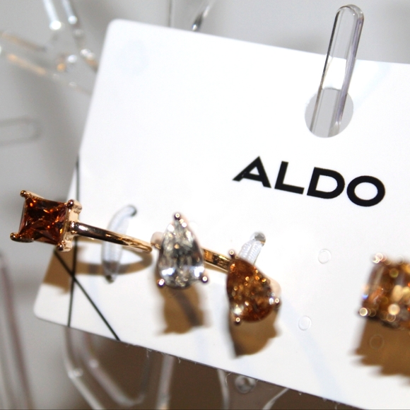 ✨🆕✨ ALDO Ring Set - Picture 10 of 12
